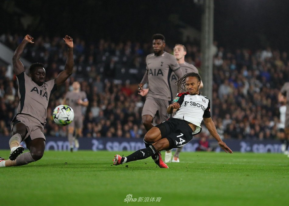 容和战术上 容和战术上