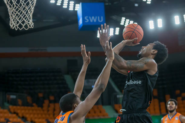 沙特队凝聚 沙特队凝聚