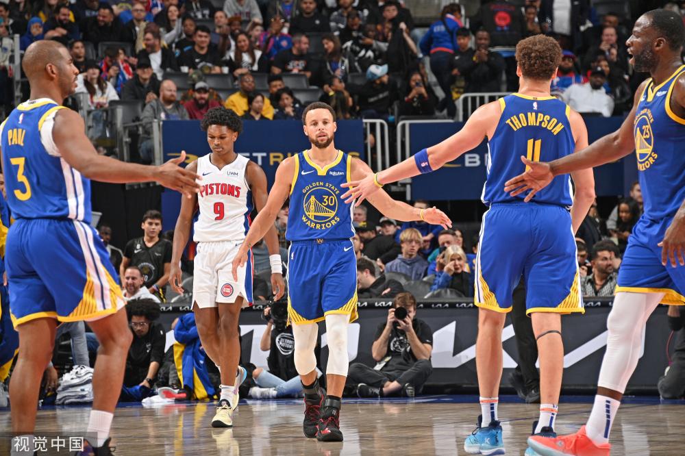 列榜首的球 列榜首的球