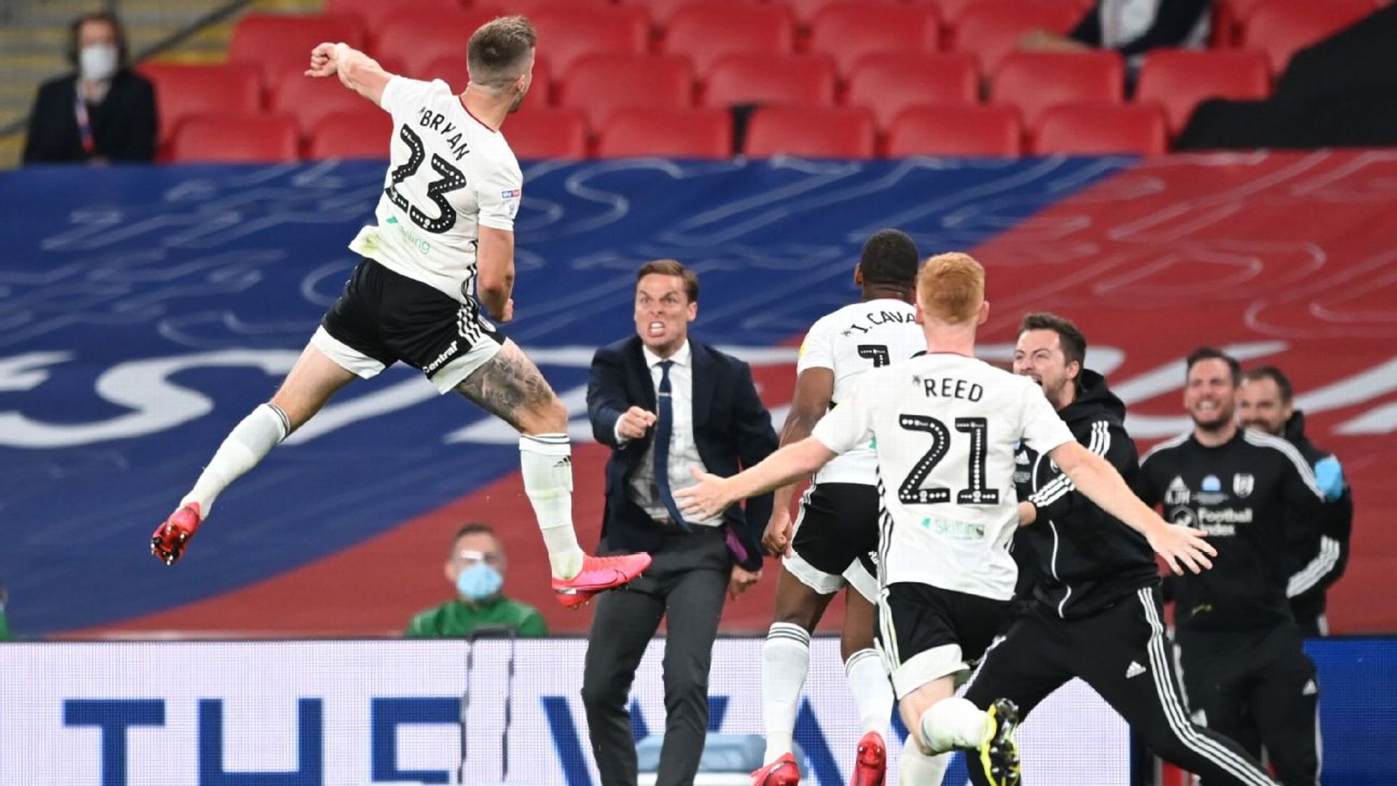 在竞争激烈 在竞争激烈